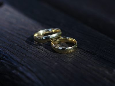Które czynniki wpływają na rozwiązanie małżeństwa? Jak przygotować się do sprawy rozwodowej? Co należy zrobić przed rozwodem!